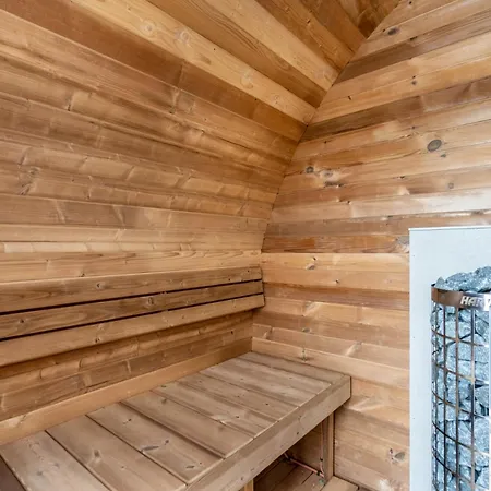 Tiny Am Bergheider Apartment *